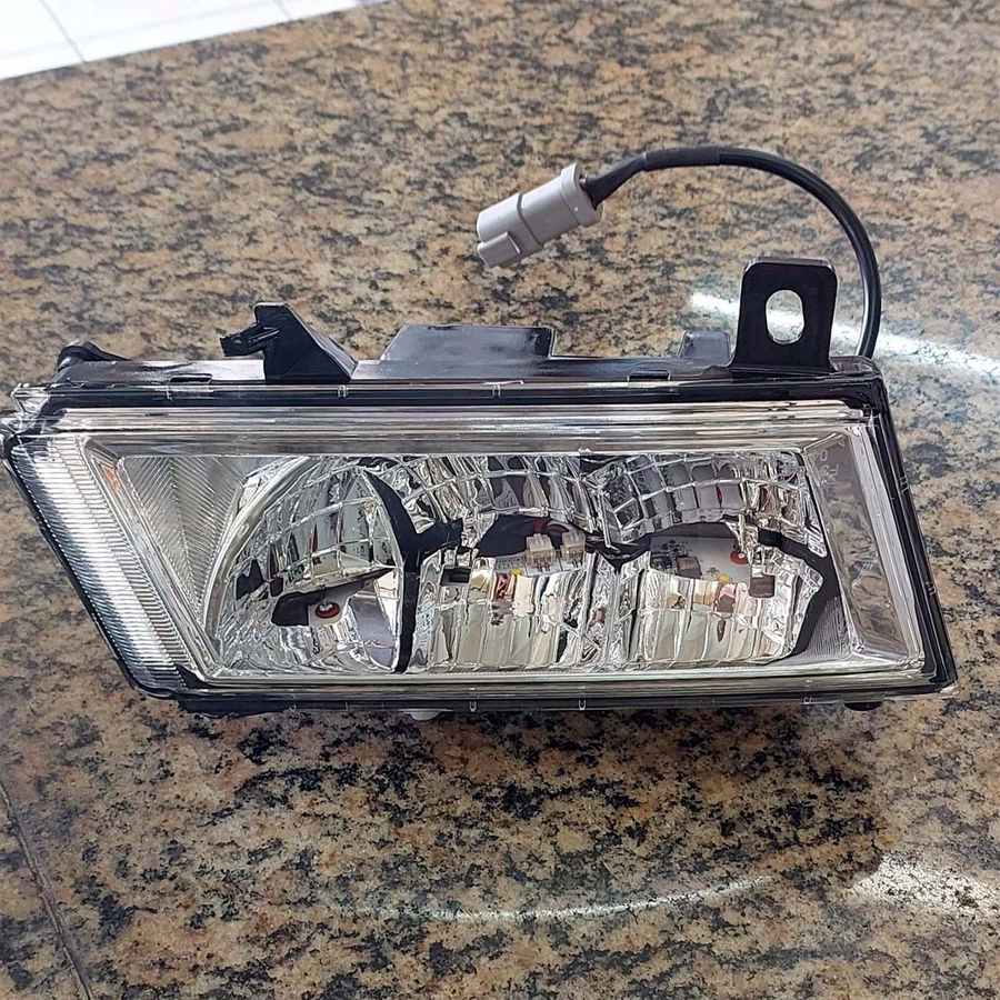 FAROL AUXILIAR SCANIA NTG - 2552717