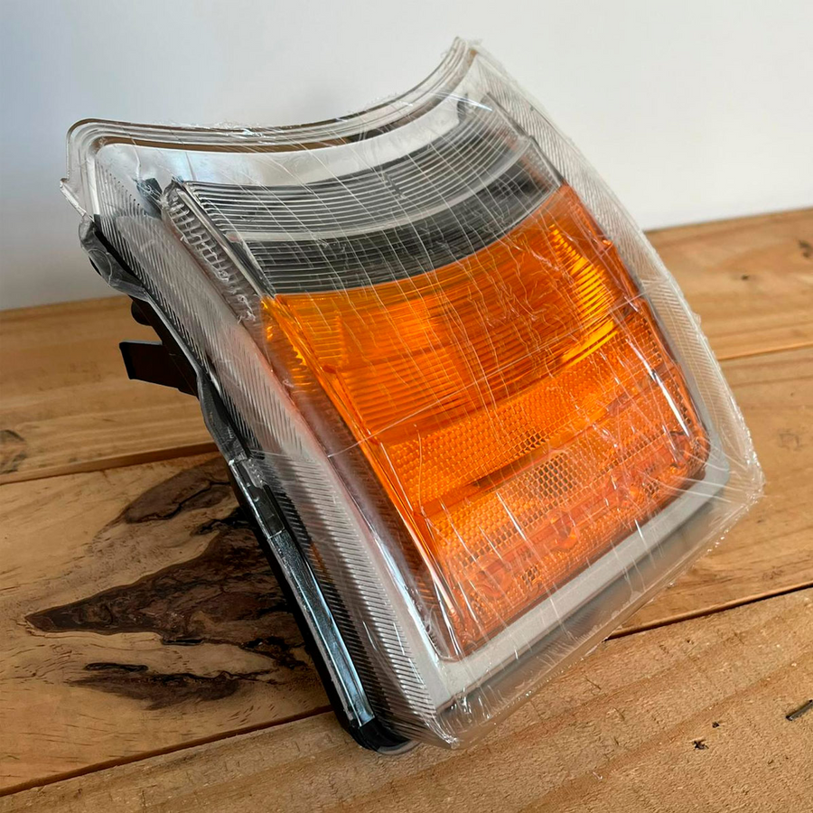 LANTERNA SETA DIANTEIRA SCANIA PGR S5 S6 DE LEDS