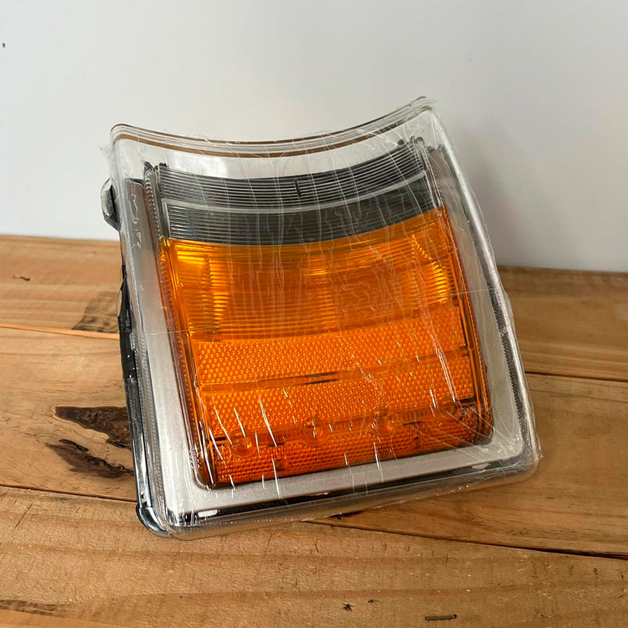 LANTERNA SETA DIANTEIRA SCANIA PGR S5 S6 DE LEDS