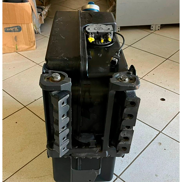 TANQUE ARLA USADO COM SUPORTE E BOIA NTG CR 105LT APOS 2018